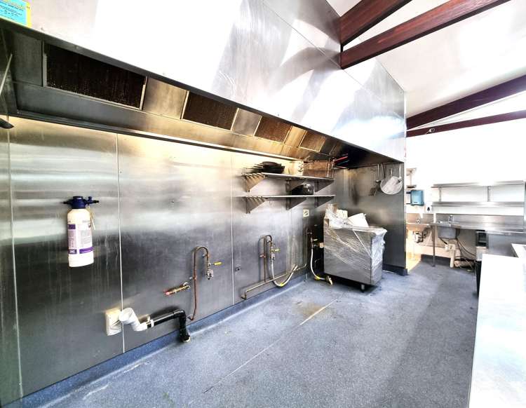 165-183 Long Road Tamborine Mountain_18