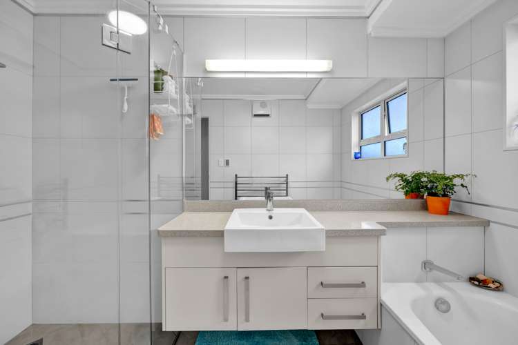 11 Grey Street Hawera_16