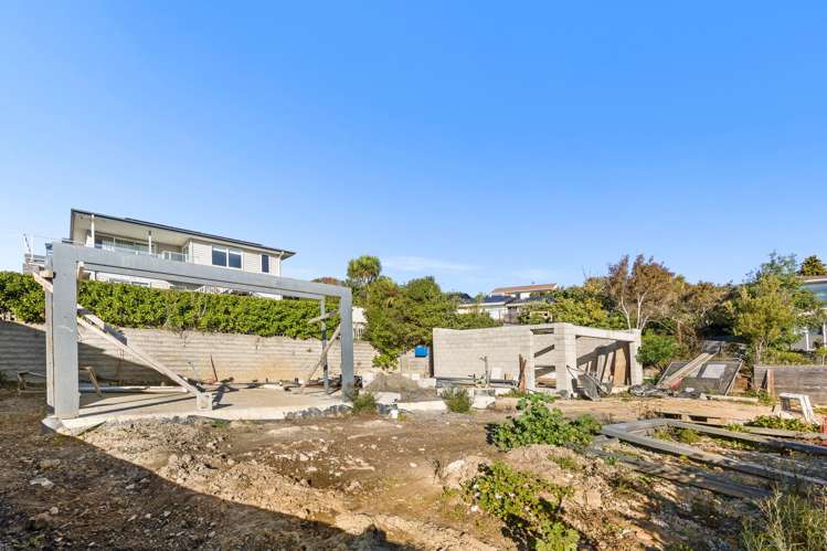 1&2 /164 Soleares Avenue_2