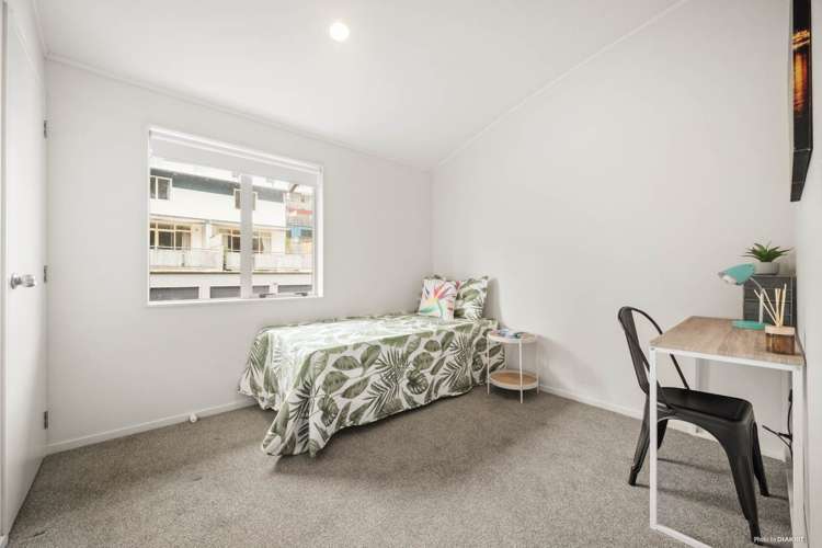 4I/20 Ian Marwick Place Birkenhead_17