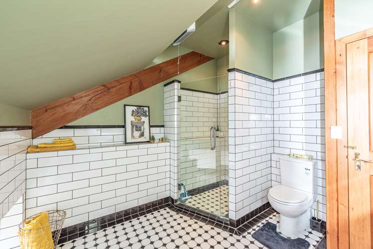 19 Riverbank Road Okoia_10