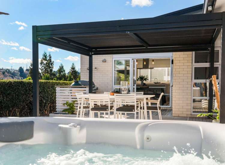 14 Te Otinga Place Pyes Pa_16