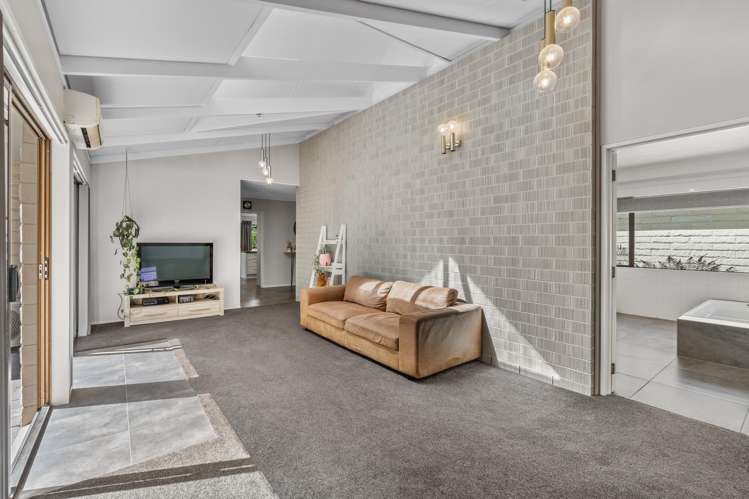 19 Tirohanga Road Mosgiel_11