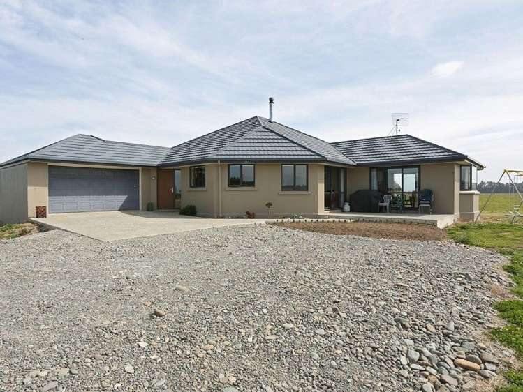 74 Reid Road Winton Surrounds_7