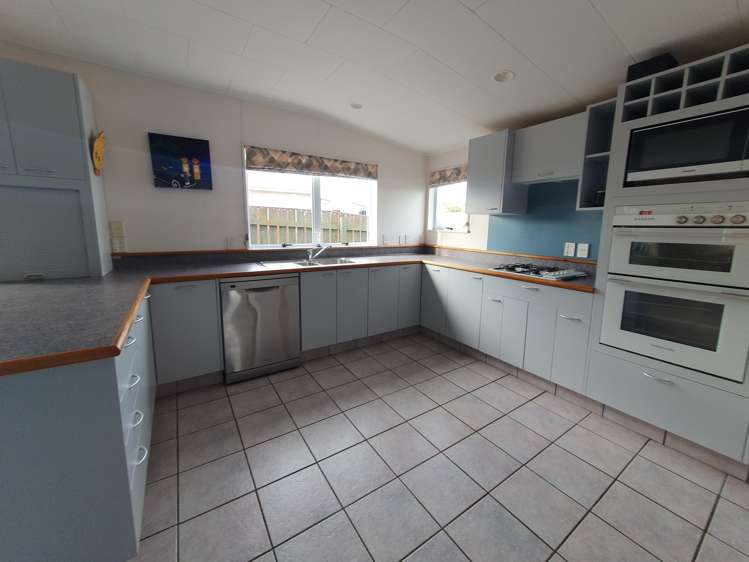 6 Taonui Street Waitarere Beach_10