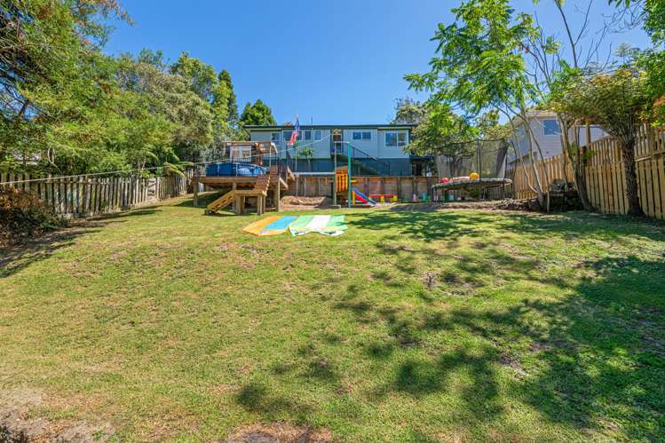 12 Airey Place Torbay_13