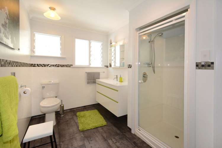 90 Easther Crescent Kew_14