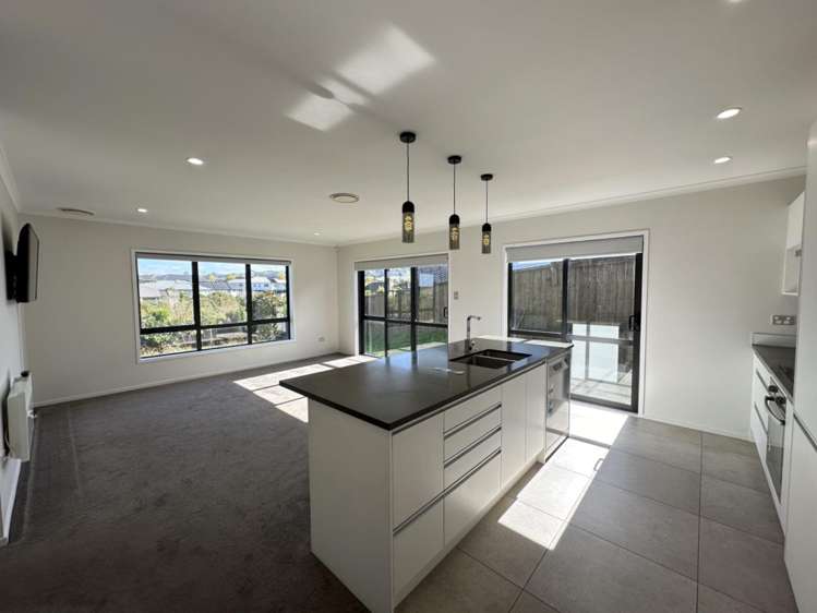 23 Helenvale Crescent 1765_2