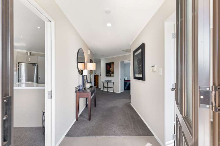 6 Liberty Grove Kelvin Grove_10