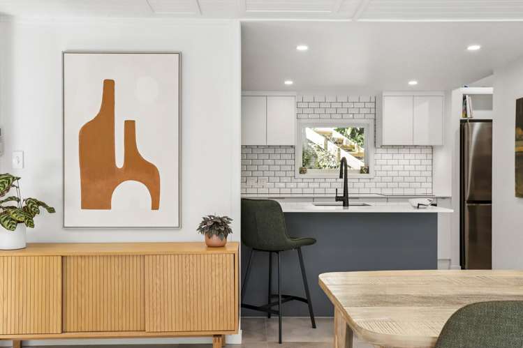 90 Laingholm Drive Laingholm_2