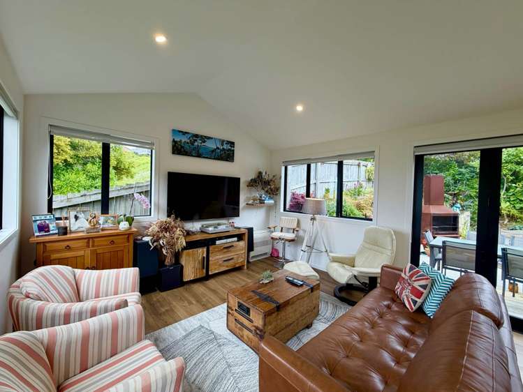 13 Capitol Road Matakatia Bay_6