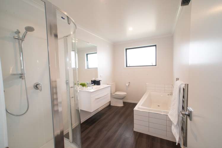 37 Albert Drive Clyde_5