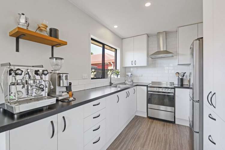 5 Somerset Place Woodend_1