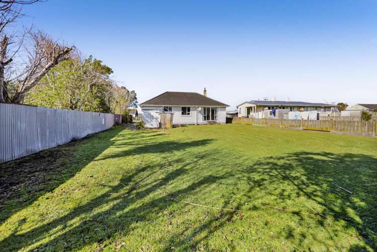 18 Acourt Street Hawera_8