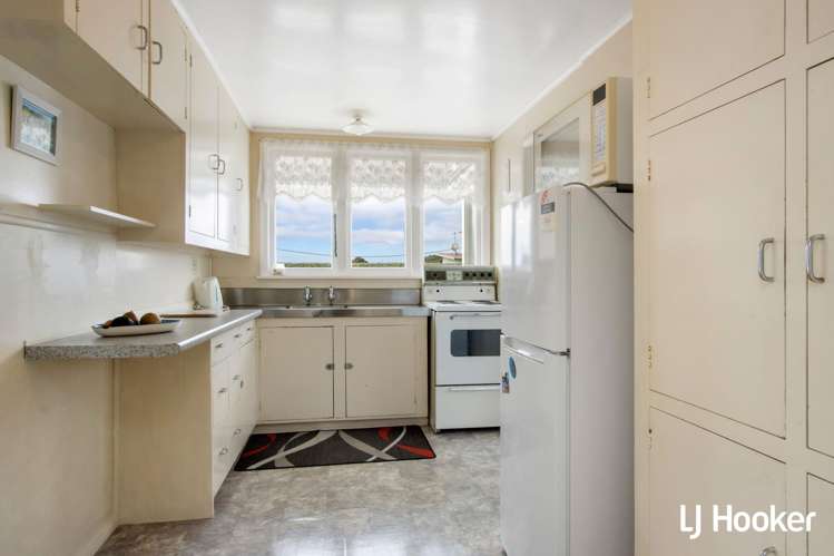 1 Hinemoa Road Waihi Beach_9