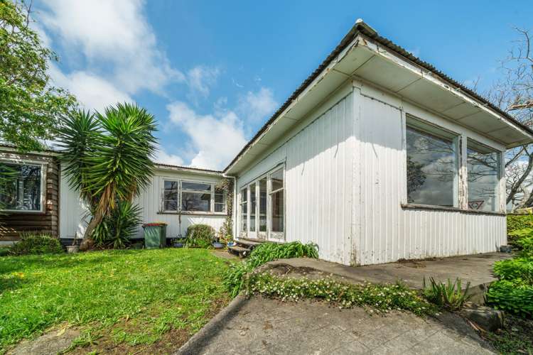 159 Tukapa Street Westown_22