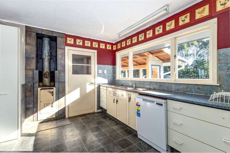 433 Kowhatu Road Waihaorunga_5