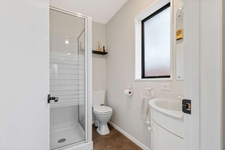 78 Regency Crescent Redwood_14