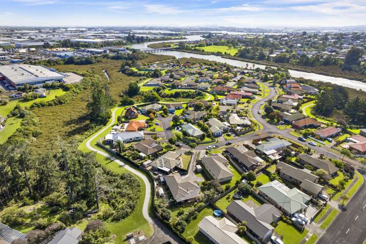 10 Lutana Place Pakuranga Heights_30