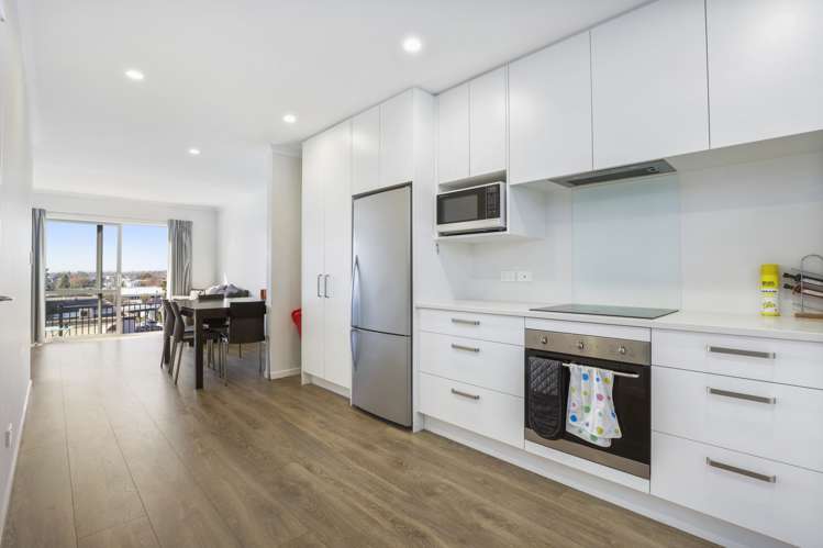 15/19 Ruakiwi Road Hamilton Lake_2