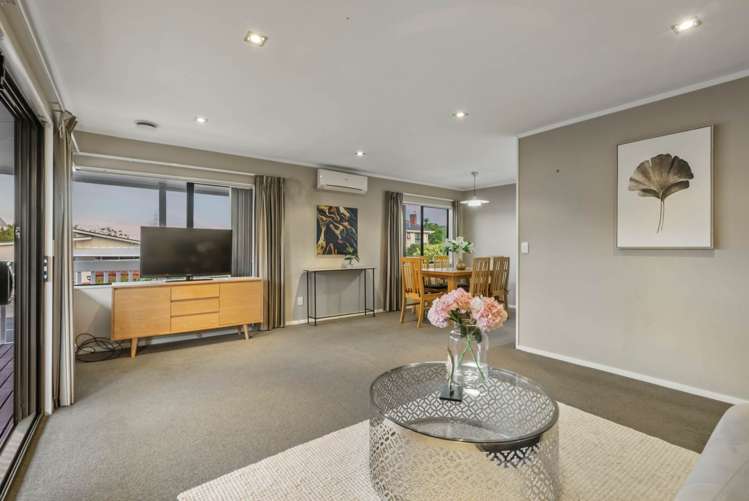 6 Braebank Lane Te Atatu South_9