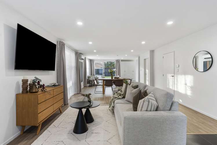 12 Phar Lap Crescent Takanini_7