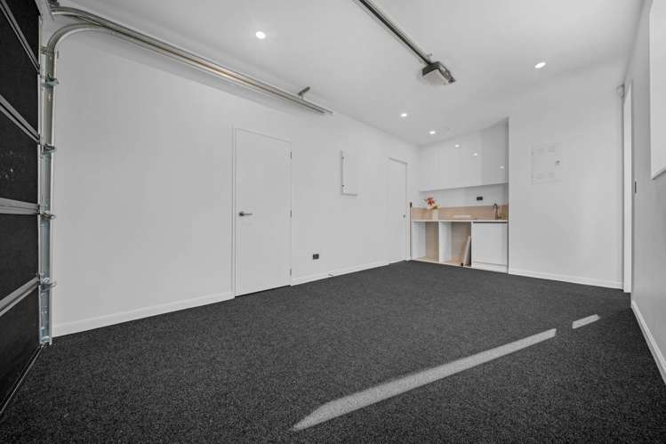 Lot 1 & 2/22 Falkirk Street Blockhouse Bay_18