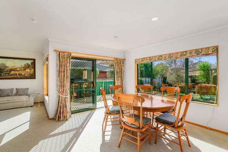 14 Stanley Drive Lynmore_5