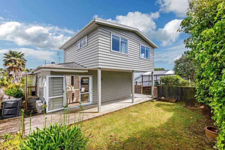 640 Beach Road Browns Bay_1