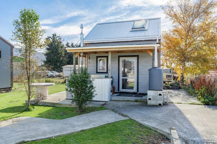 4 Bank Avenue Middlemarch_31