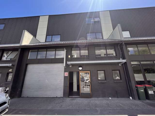 Roller Door Access Lock Up Unit with Mezzanine