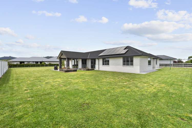 51 Baxter Michael Crescent Cambridge_19