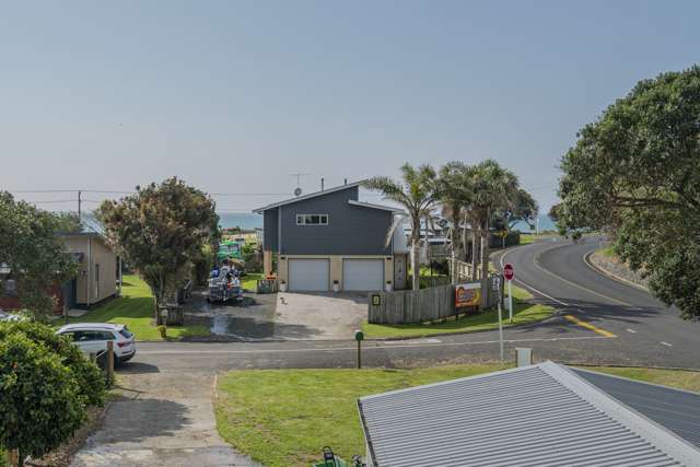 1 Hilldale Crescent Kuaotunu West_1