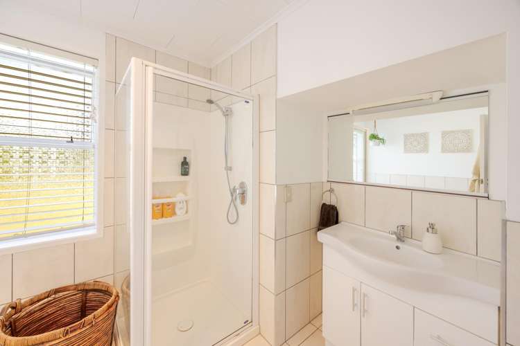 807 Willowpark Road North Hastings_14