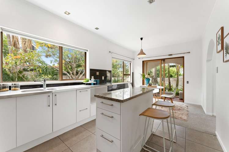 41 Amante Crescent Mairangi Bay_8