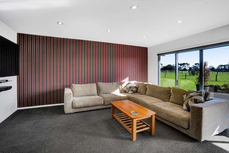 60 Monmouth Road Pembroke_20