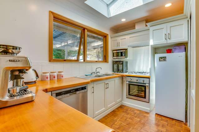 54 Waima Crescent Titirangi_1