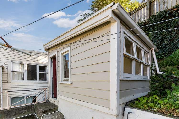 4 Hanson Street Mount Cook_16