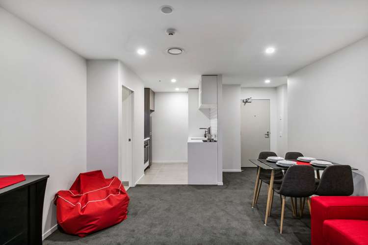 1201/18 Saint Martins Lane Grafton_5