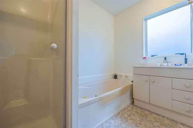 1/11 Atlantis Place Totara Vale_10