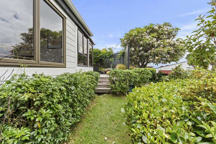 6 Honnor Place Hurdon_21