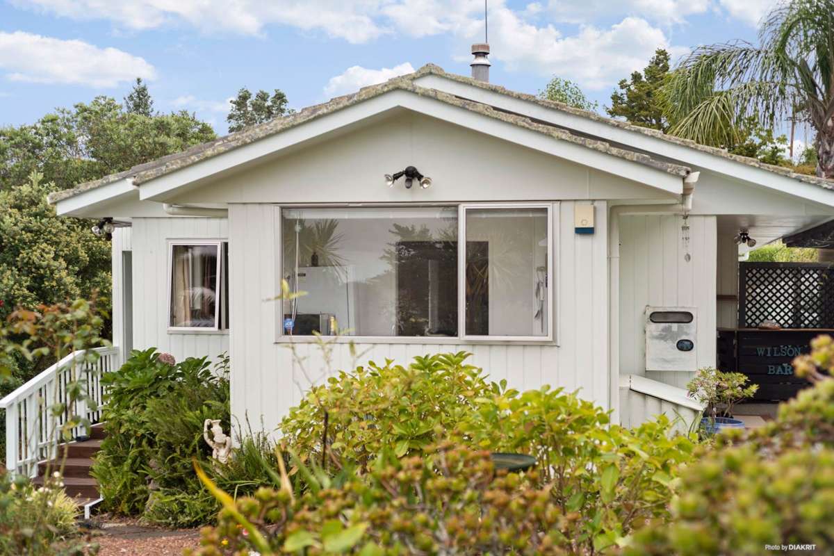 1/33 Cyclarama Crescent_3