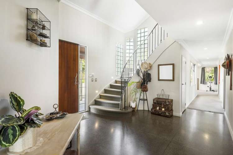 5 Chatham Avenue Paremoremo_15