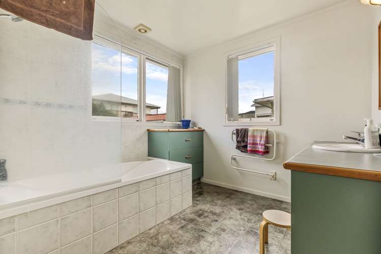 34 The Crescent Waihi Beach_8