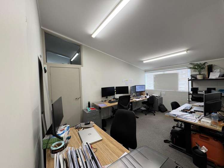 15 Young Street New Plymouth_5