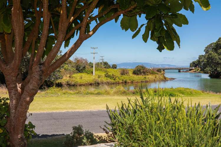 11 Te Mata Creek Road Te Mata_0