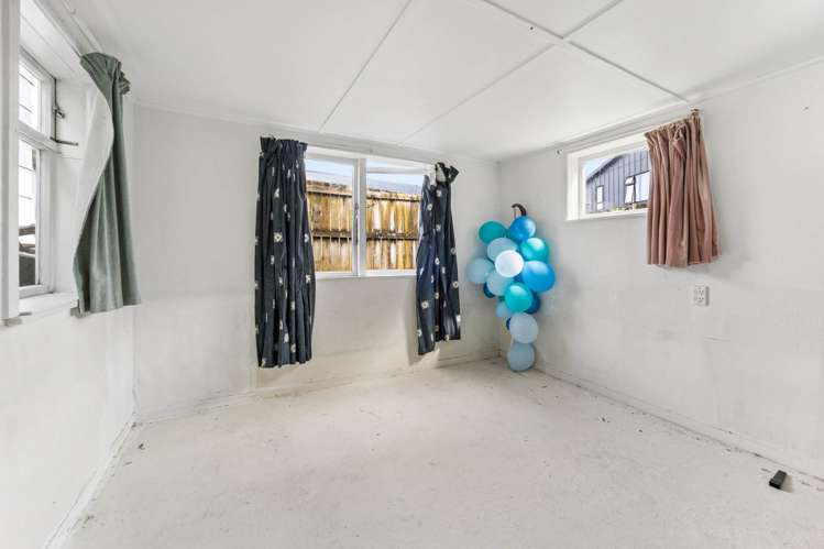 1/6A Kallu Crescent Mt Roskill_17
