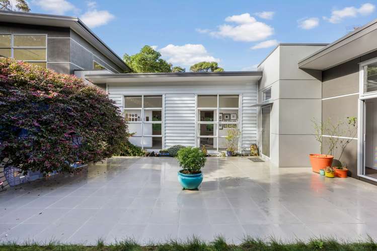 127 Jonkers Road Waitakere_10