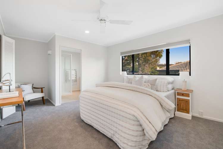 10 Goldfinch Rise | Unsworth Heights | North Shore City | Houses for