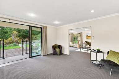 8 St Clair Close_4
